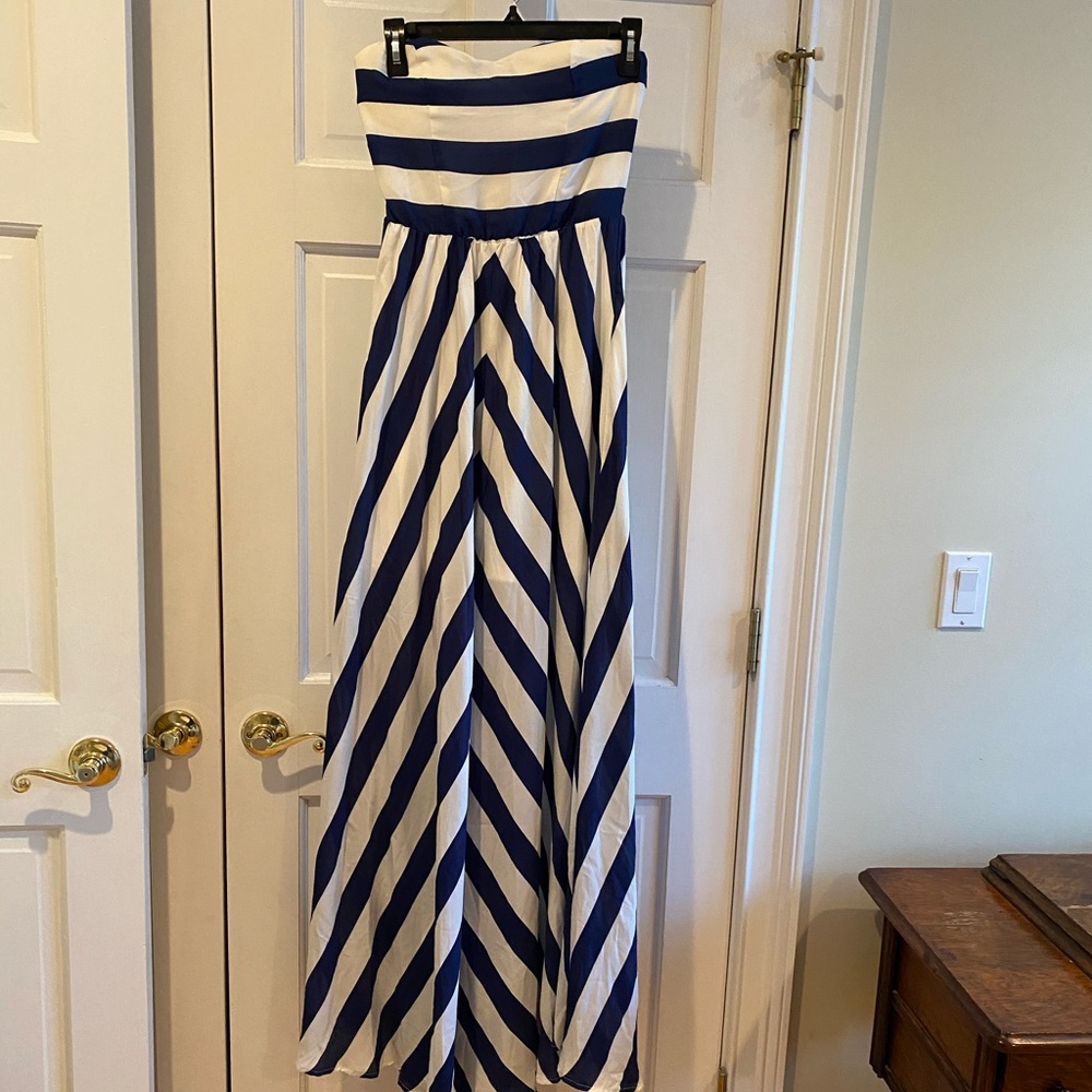 Shop Hopes navy and white strapless maxi dress
